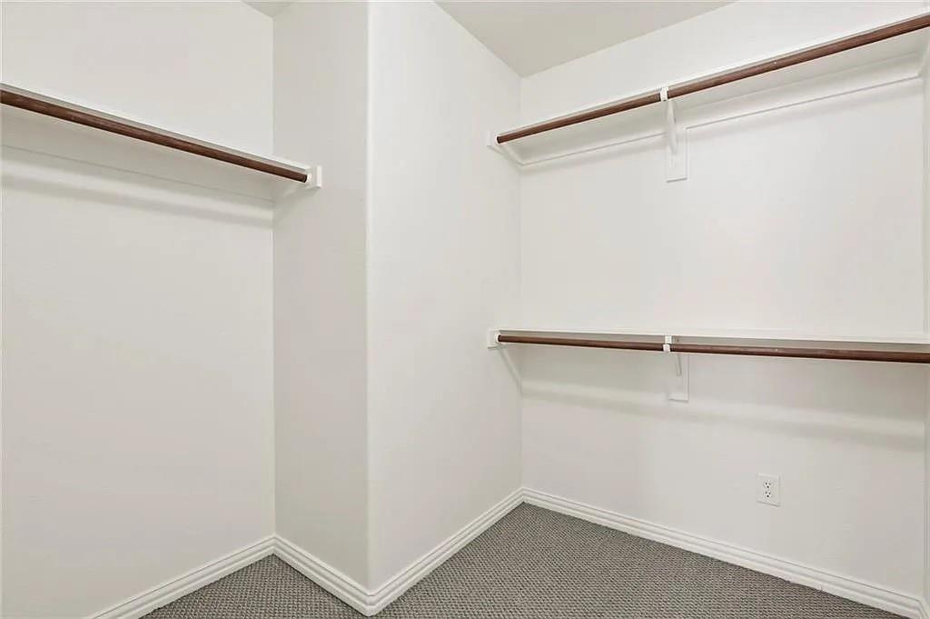 Castle Hills - Residential Lease