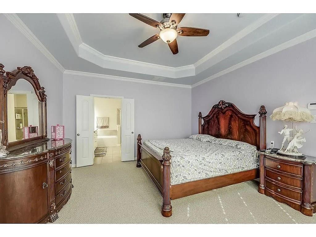 Castle Hills - Residential Lease
