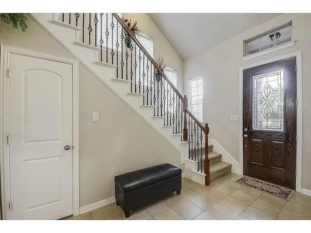 Castle Hills - Residential Lease