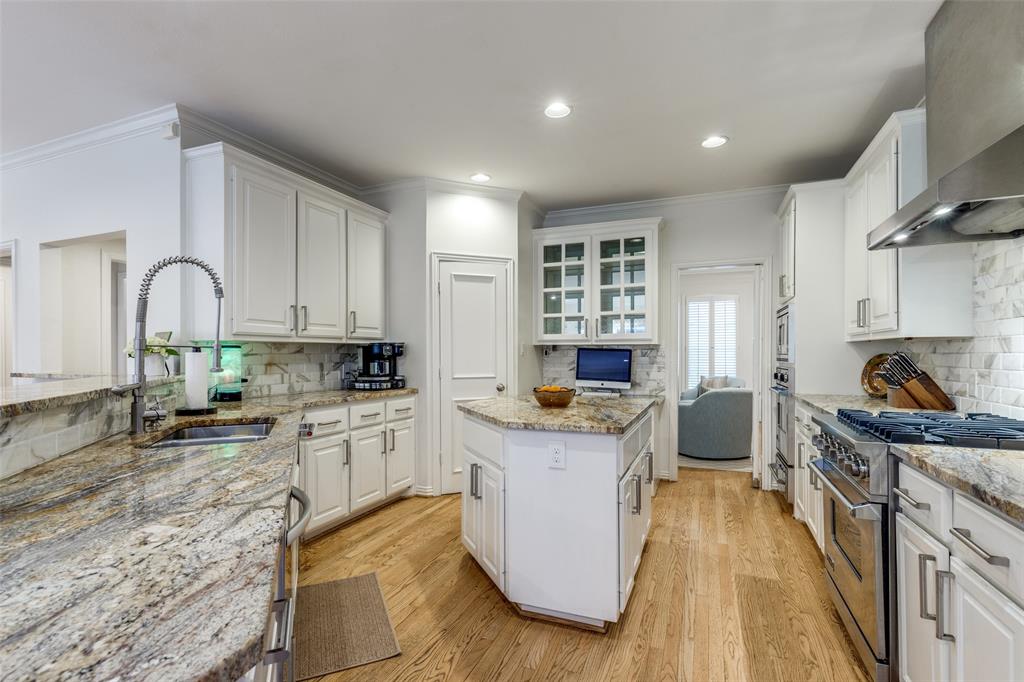 Summit Lawn - Residential