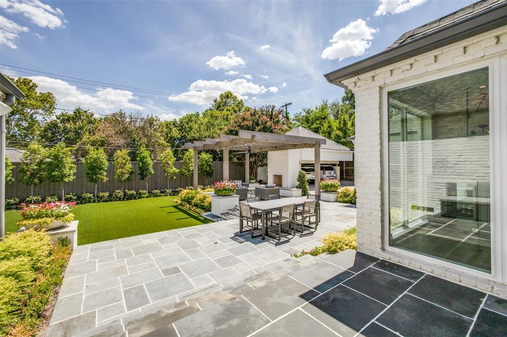 Manchester Downs - Residential