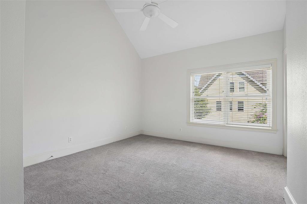 TOMSON TOWNHOUSE - Residential