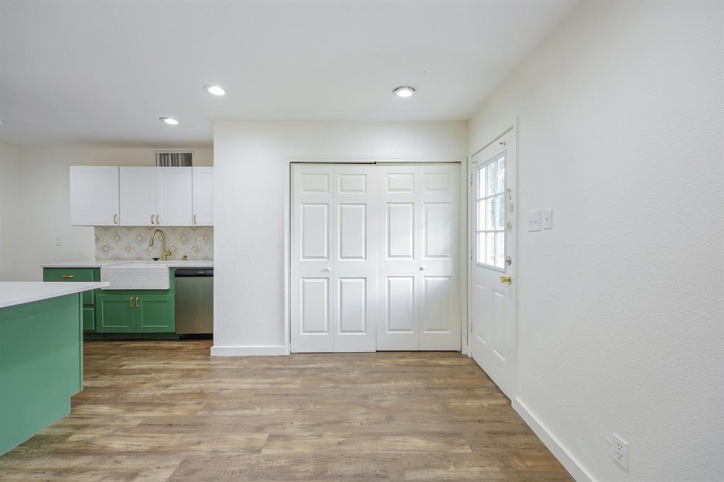Meadowdale 01 - Residential