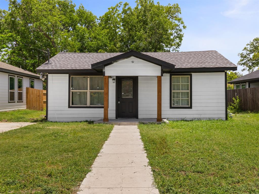 Welcome to this remodeled 3-bedroom, 2-bath home in Dallas. This move-in-ready property features an open layout with modern finishes, a stylish kitchen with updated cabinetry, sleek countertops, and stainless steel appliances, and spacious living and dining areas.

The primary suite includes an updated bathroom, while additional bedrooms offer flexibility. Recent upgrades include new flooring, fresh paint, modern lighting, and renovated bathrooms.

Enjoy a convenient location near Downtown Dallas, major highways, shopping, dining, and parks. This updated home offers comfort, style, and easy access to everything Dallas has to offer. Welcome to this remodeled 3-bedroom, 2-bath home in Dallas. This move-in-ready property features an open layout with modern finishes, a stylish kitchen with updated cabinetry, sleek countertops, and stainless steel appliances, and spacious living and dining areas.