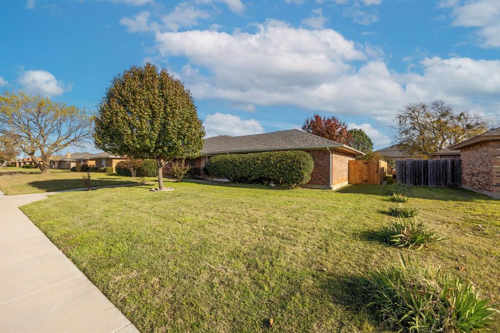 Sequoya Park - Residential Income
