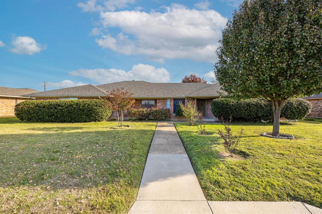 Full duplex, Great investment opportunity. Conveniently located to tollway access in Cleburne, this multifamily brick home features side A 2 bedroom 2 full bath with fireplace and side B 2 bedroom 2full bath for total square footage 2888 of floor space. Side A is rented out. Side B is ready for a new occupant and or owner. Each side has a two car rear entrance garage. Roof recently replaced!