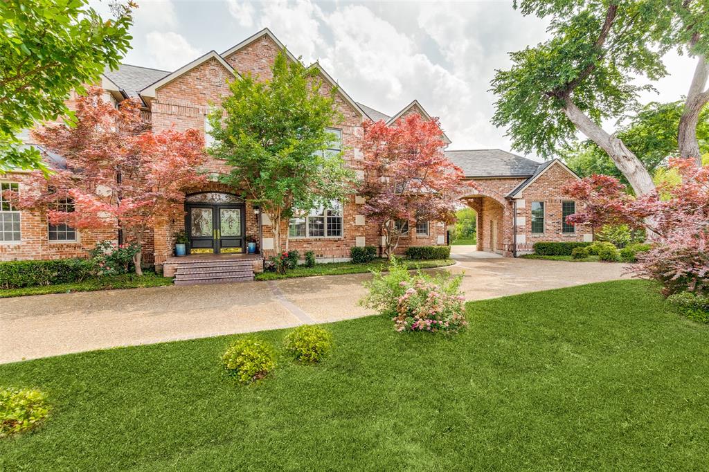 Situated in Preston Hollow, this Gorgeous, impeccably maintained traditional home featuring gracious formals, curved staircase, detailed moldings, 4 fireplaces , and a classic, elegant study that flanks the primary suite. Additional guest suite is situated on 1st level with 3 additional bedrooms and gameroom up. The Kitchen Has been expanded and updated with Wolf & Subzero appliances. Perfect for entertaining friends and family. Lastly the vast amount of grounds, sparkling pool, outdoor grill and 3 car garage complete this elegant property.