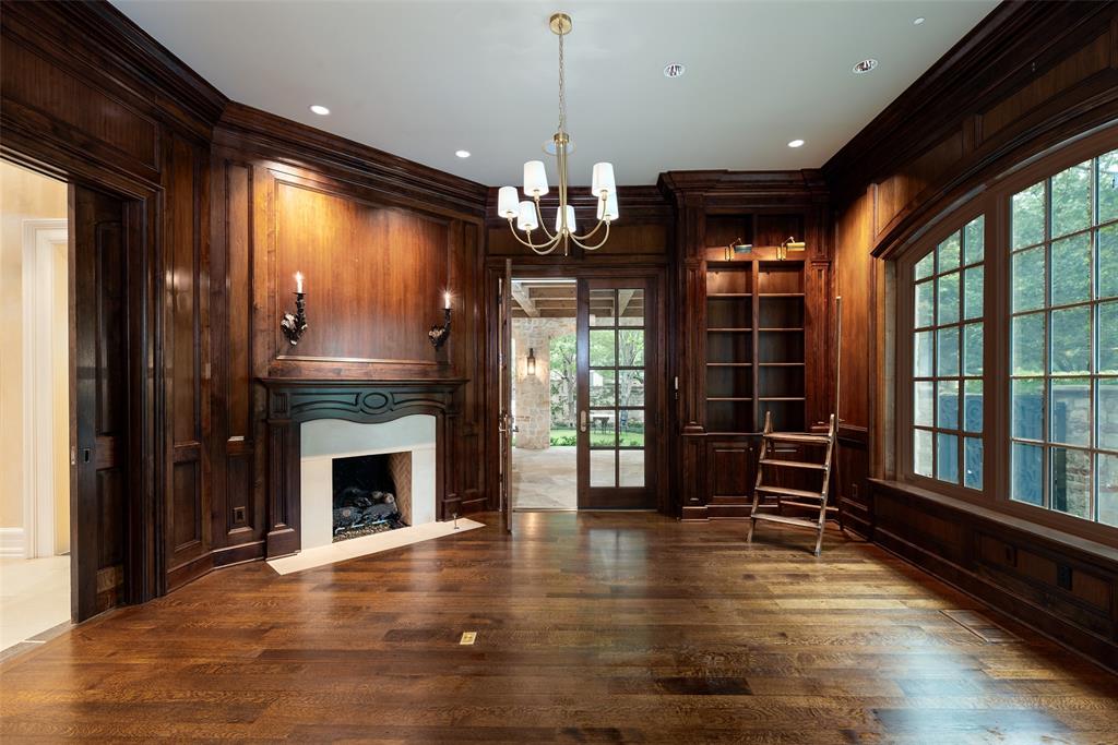 Windsor Place - Residential