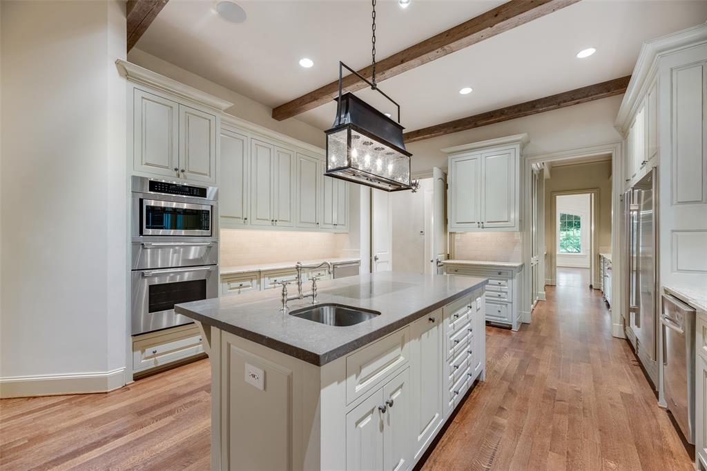 Windsor Place - Residential