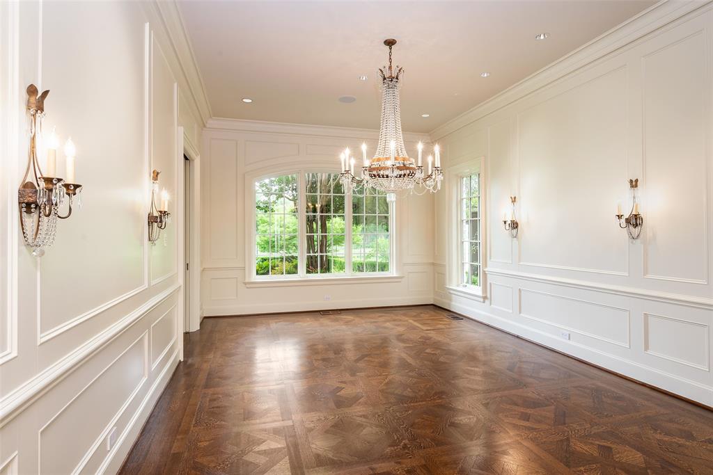 Windsor Place - Residential