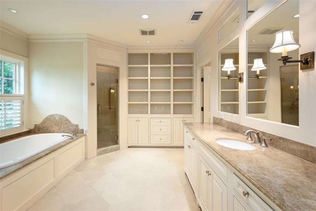 Windsor Place - Residential