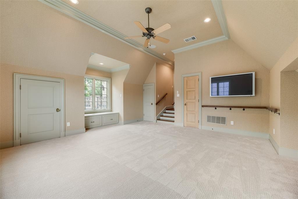 Windsor Place - Residential