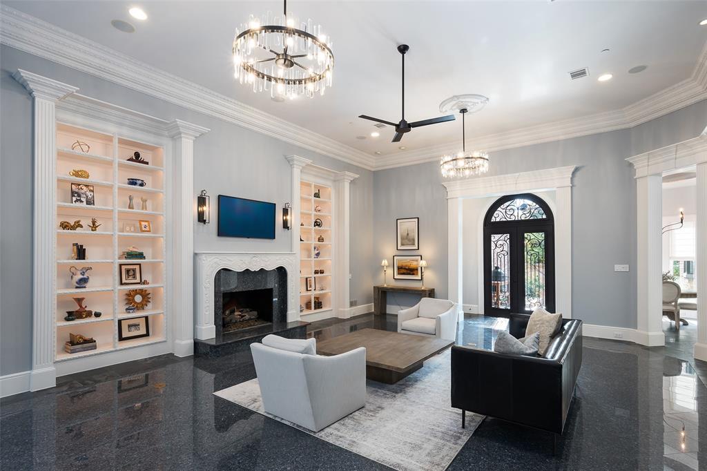 Lake Forest Ph B R1 - Residential