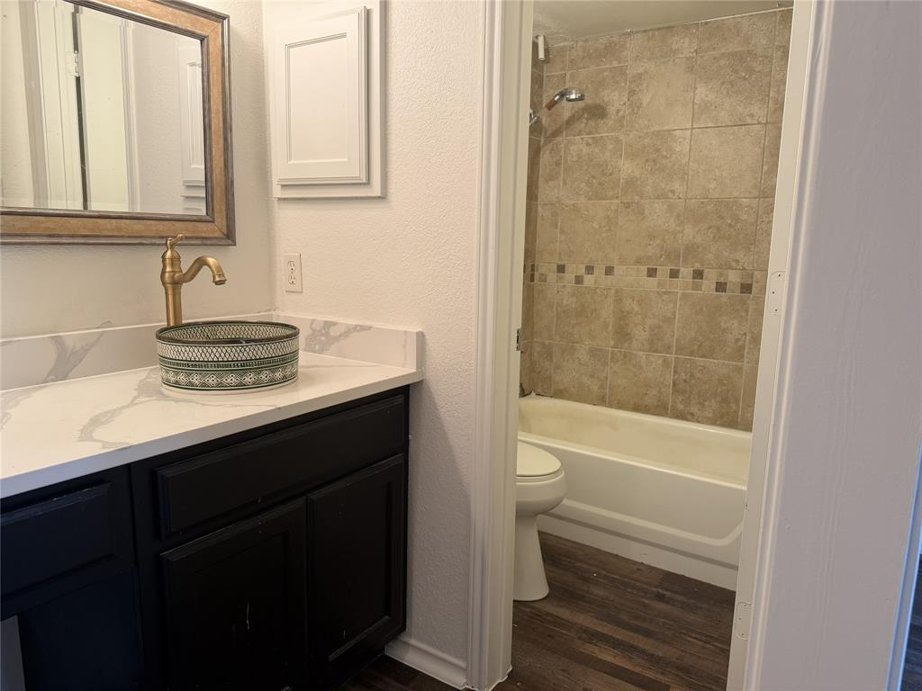 University Park Condo - Residential