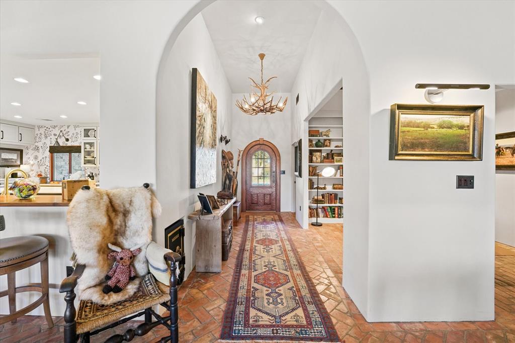 Hickory Creek Estate - Residential