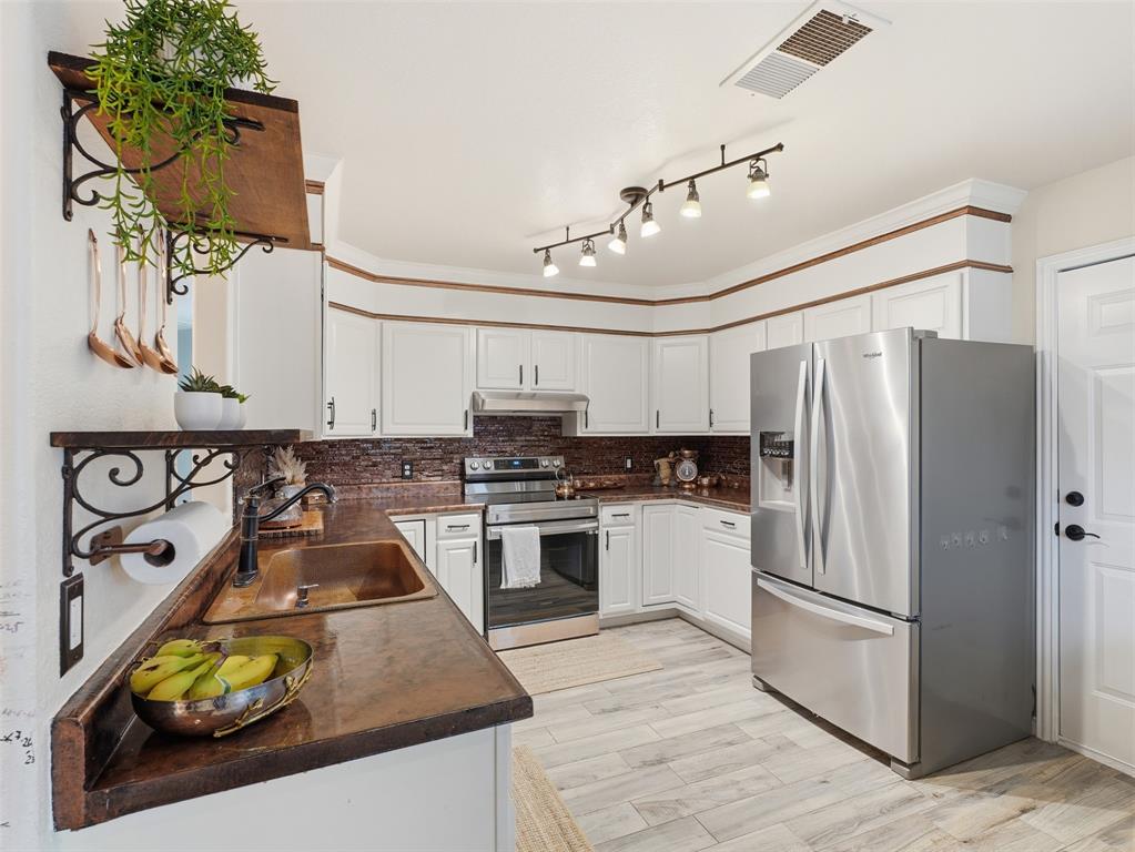 Indian Oaks Sub - Residential