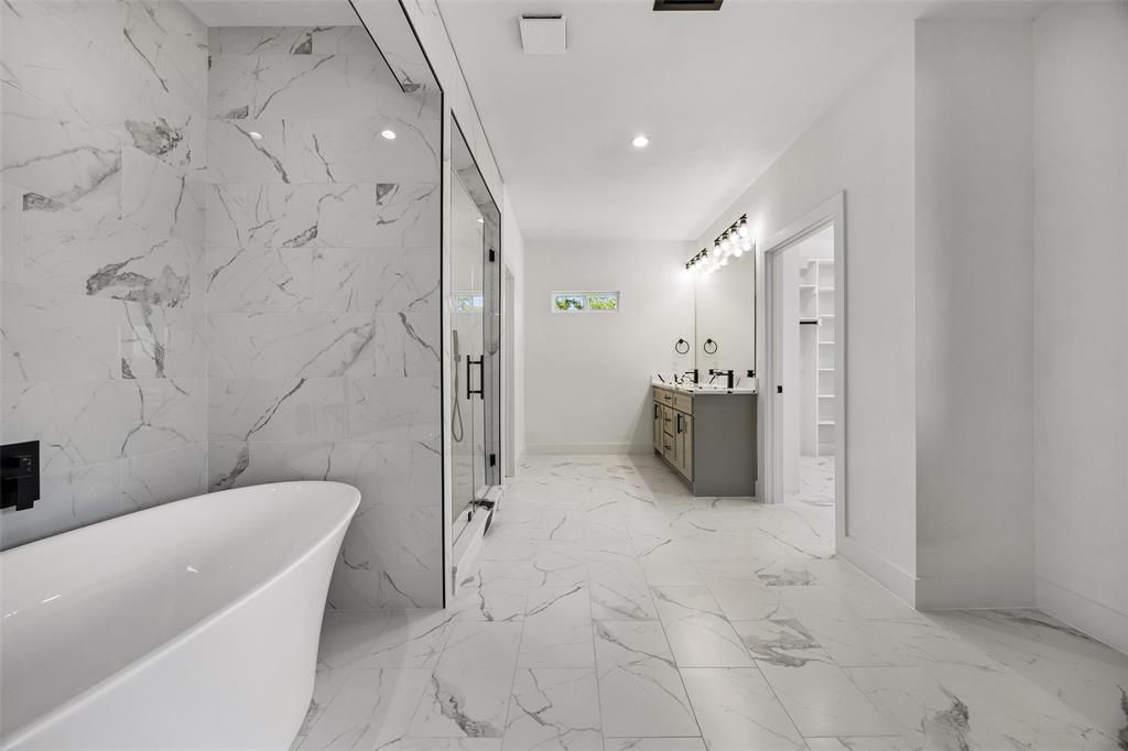 ARCADIA GARDENS - Residential