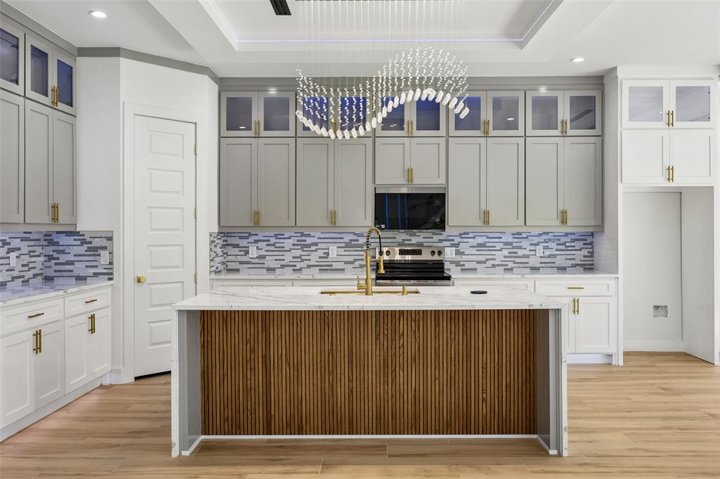 ARCADIA GARDENS - Residential