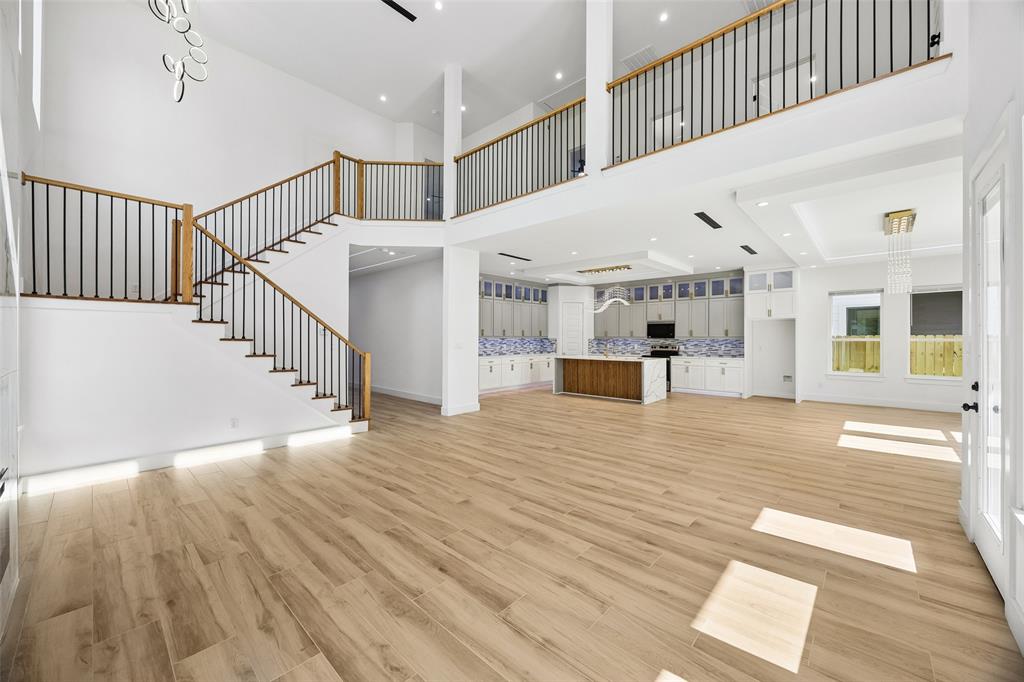 ARCADIA GARDENS - Residential