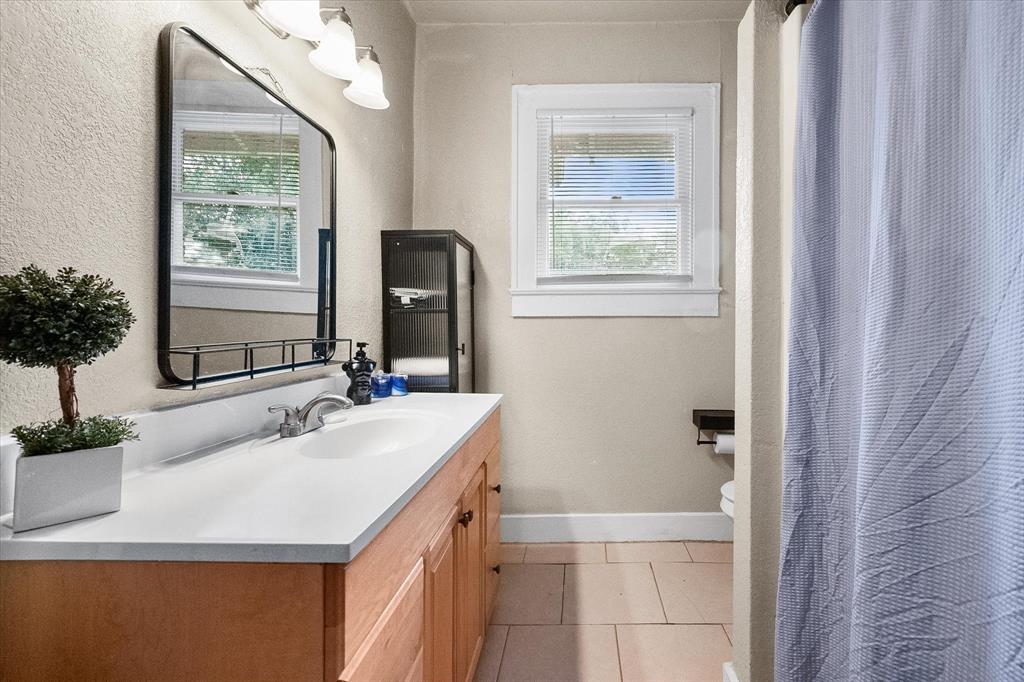 Oak Lawn Heights - Residential