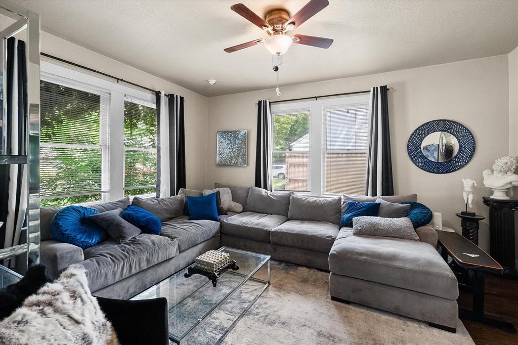 Oak Lawn Heights - Residential