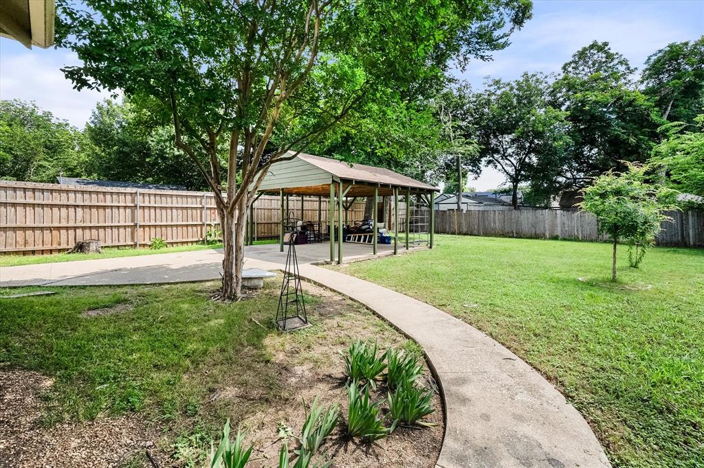 Oak Lawn Heights - Residential