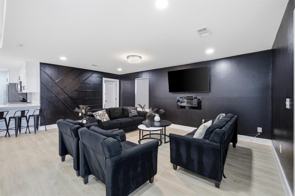 Wheeler & Reuss Eagle Ford - Residential