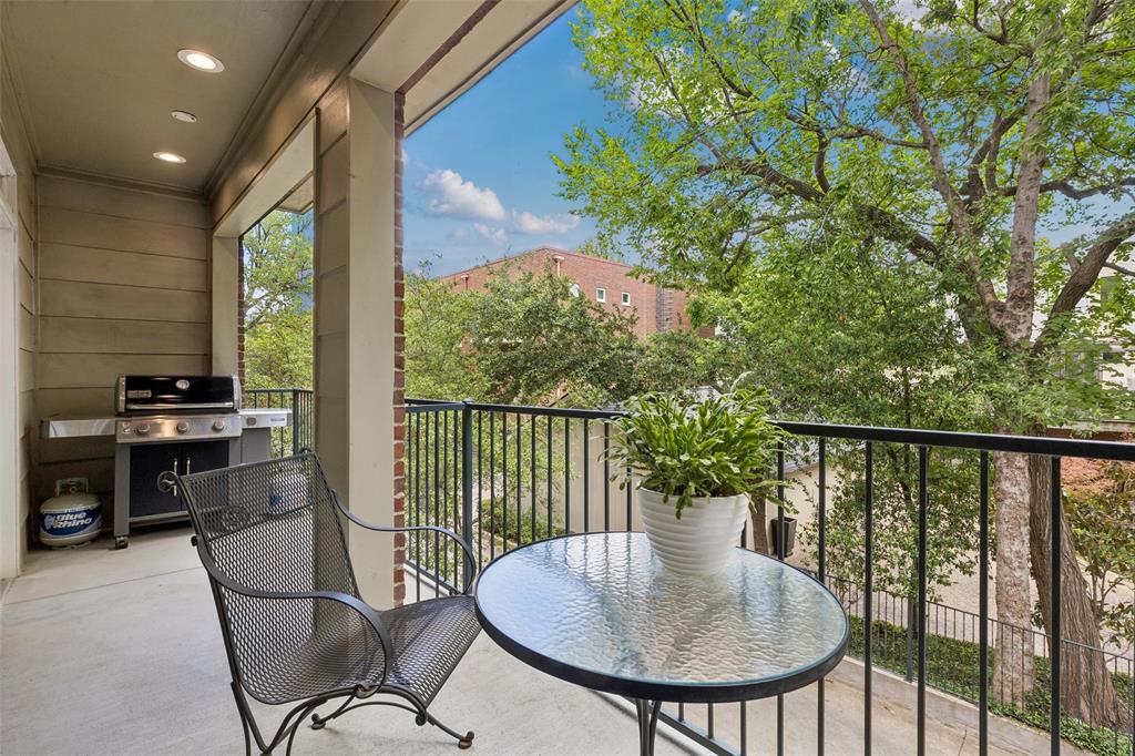Solo Lofts At Perry Heights Condo - Residential