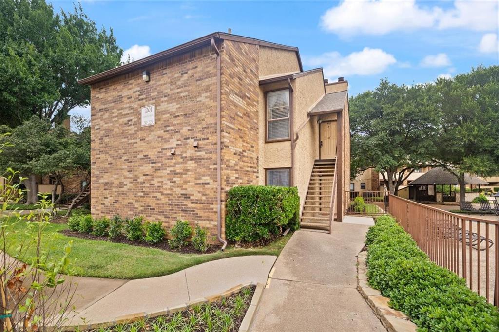 Welcome to easy living in the heart of the Metroplex! This well-maintained second-floor condo is one of the largest units in the complex, offering spacious comfort, an unbeatable location, and resort-style amenities. Featuring 2 generously sized bedrooms and 2 full bathrooms, this home provides the ideal layout for comfortable everyday living, guests, or roommates.
Enjoy relaxing mornings or evenings from your private vantage point overlooking the sparkling community pool, creating a peaceful and inviting view right outside your windows. The open and functional floor plan offers great natural light and plenty of room to personalize. For added convenience, the washer, dryer, and refrigerator convey with the property, making this a truly move-in-ready opportunity.
The HOA includes water, sewer, and trash, helping simplify monthly expenses while providing access to an impressive list of community amenities. Residents enjoy a clubhouse, racquetball court, pool tables, tennis courts, and a refreshing swimming pool—perfect for recreation and entertaining.
Location is everything, and this property delivers! Ideally situated near some of Arlington’s top attractions including Texas Rangers games at Globe Life Field, Dallas Cowboys events at AT&T Stadium, Texas Live! dining and entertainment, Six Flags Over Texas, and Hurricane Harbor Arlington. Just minutes from Dallas and Fort Worth International Airport and conveniently centered between Dallas and Fort Worth with quick access to I-30, shopping, restaurants, and everyday conveniences.
