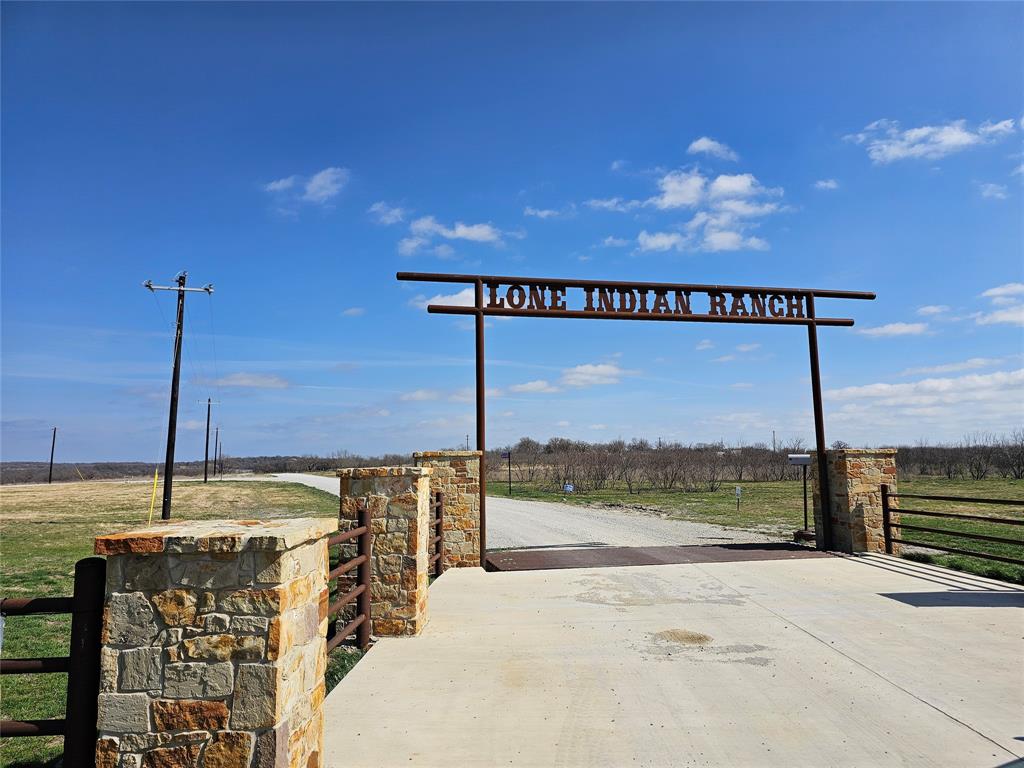 Lone Indian Ranch - Land