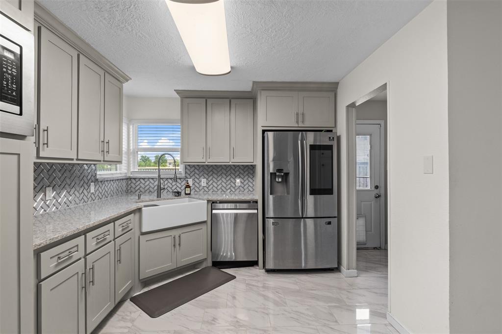 Twin Mills Add - Residential