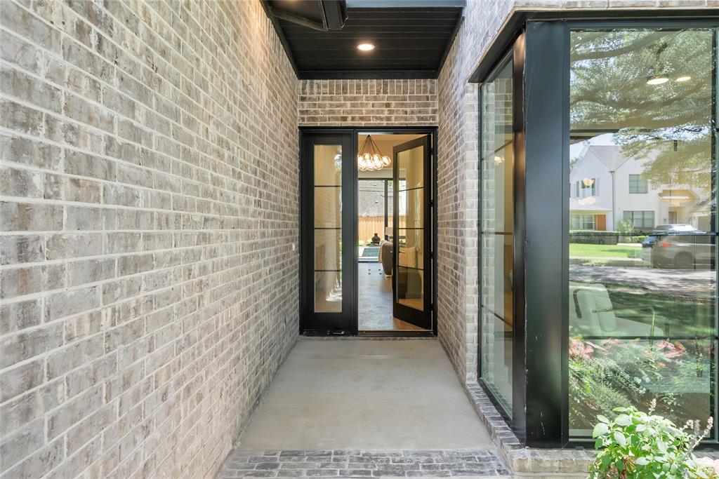 Lovers Lane Heights - Residential