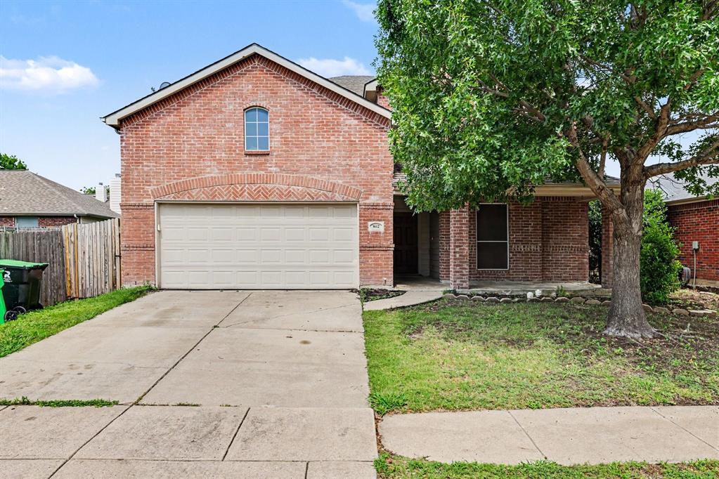 Looking for abundant storage, spacious rooms, and an exceptional floor plan? Look no further! This well-maintained home
features 4 bedrooms plus a dedicated study and a feng shui-inspired layout designed for comfortable living and flow. Large
windows fill the spaces that matter most—the kitchen and primary suite—with natural light and beautiful views.
The large upstairs game room includes a walk-out floored attic, offering even more storage space. Enjoy access to fantastic
community amenities, including multiple pools and parks for years of enjoyment. ****FHA Available 6-9-26.****
