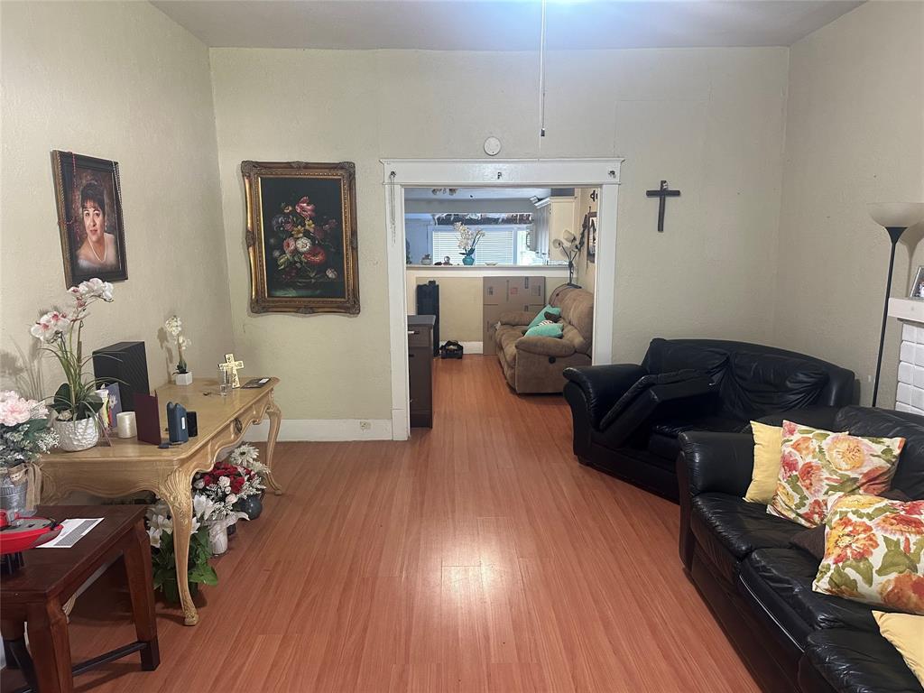 Ross Ave Heights - Residential