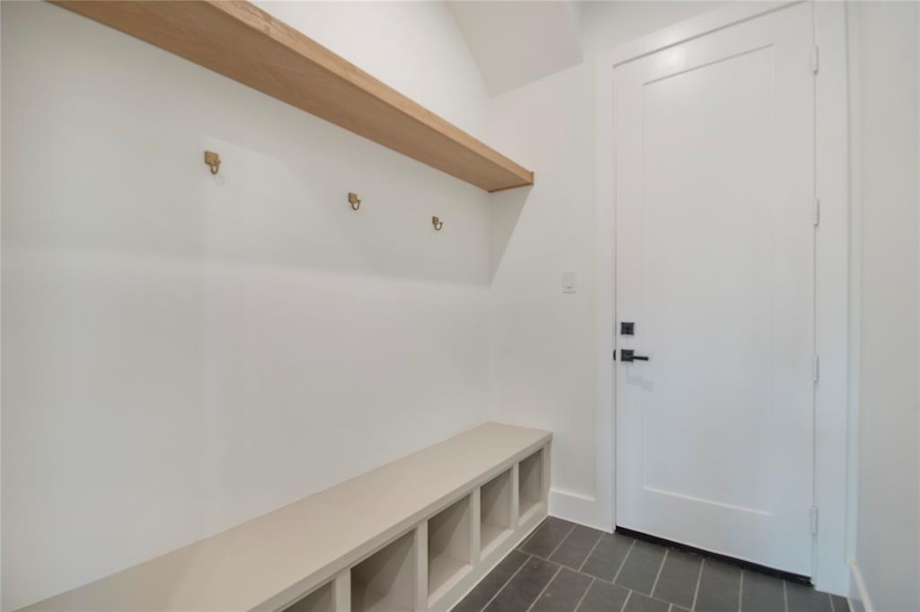 Lockheed Hills - Residential
