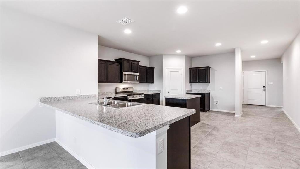 Auburn Terrace-D.R. Horton - Residential