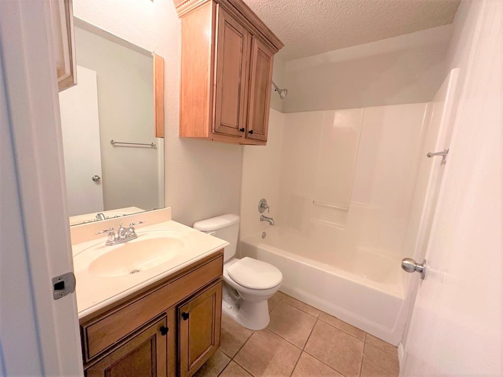 Eagles Nest At Westridge Ph 1c & 3 - Residential Lease