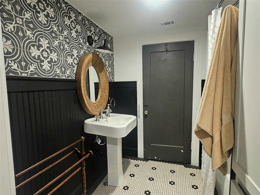Hillcrest 3 - Residential