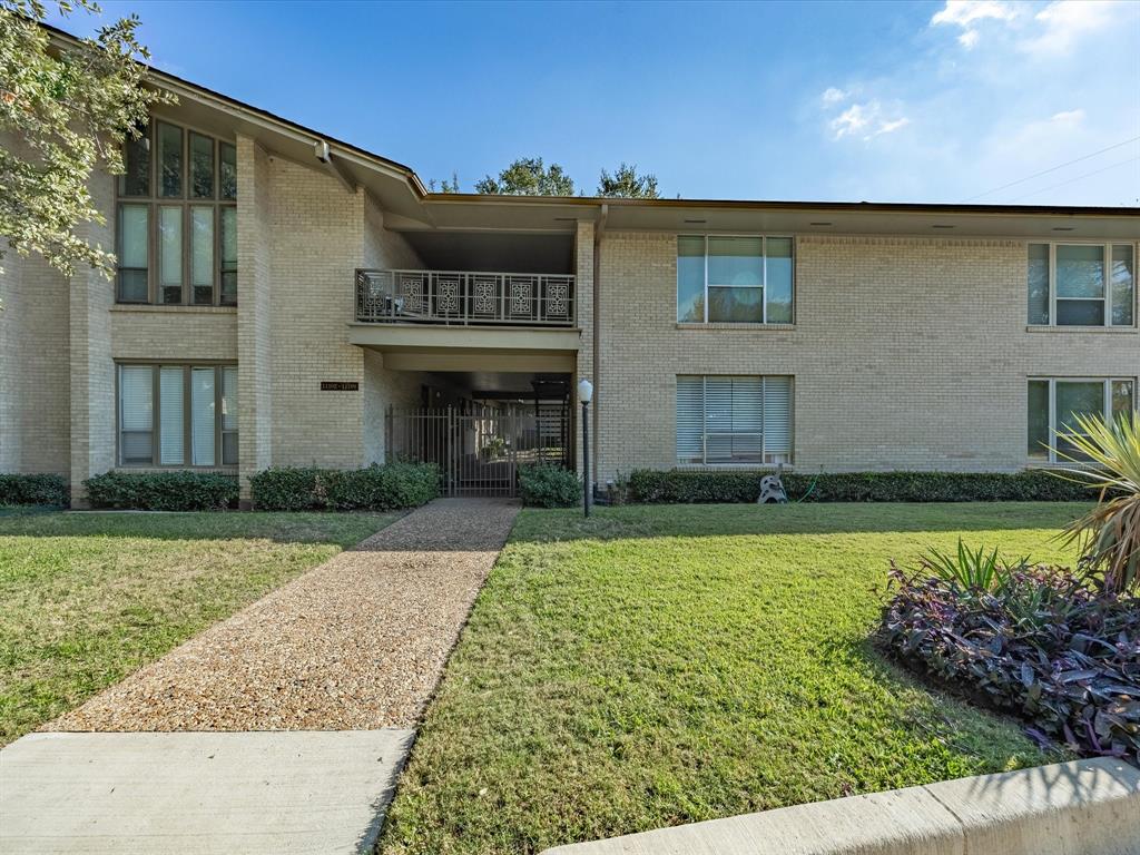 Park Central Condo - Residential