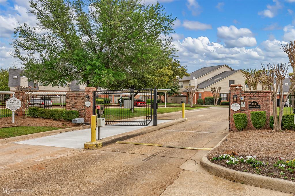 Carriage Quarters - Residential