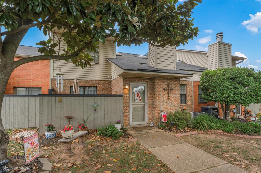 Carriage Quarters - Residential