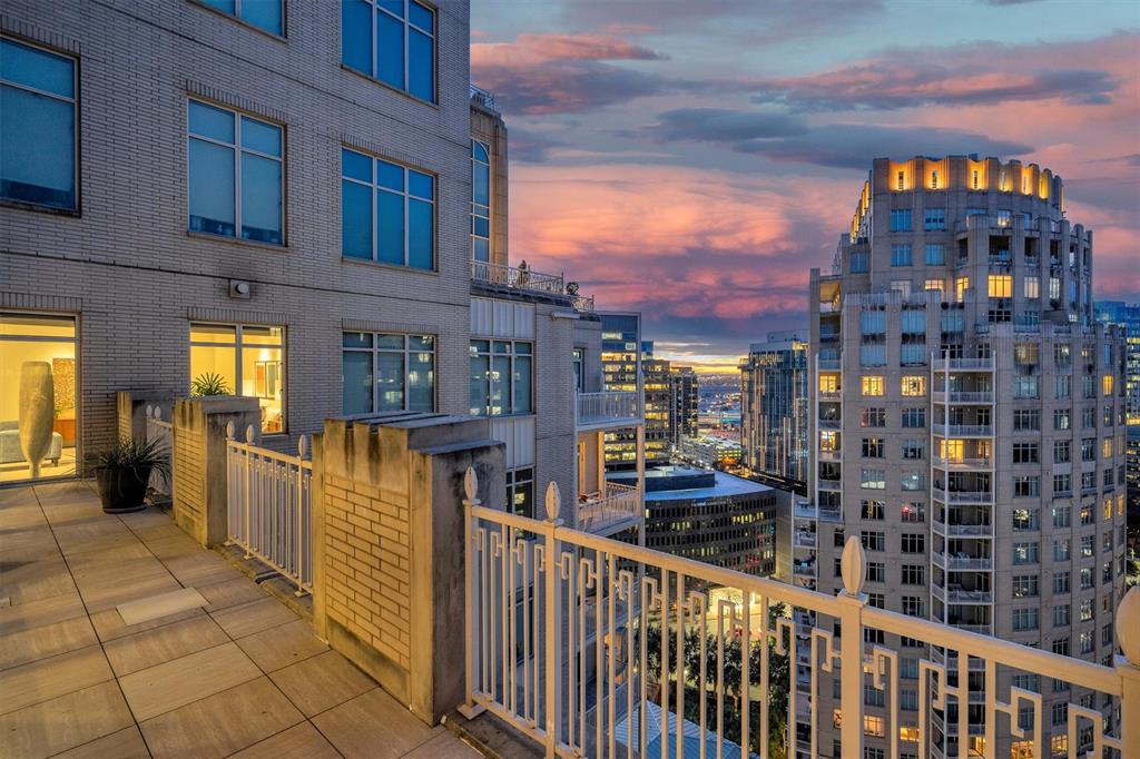 Residences Condo In Uptown - Residential