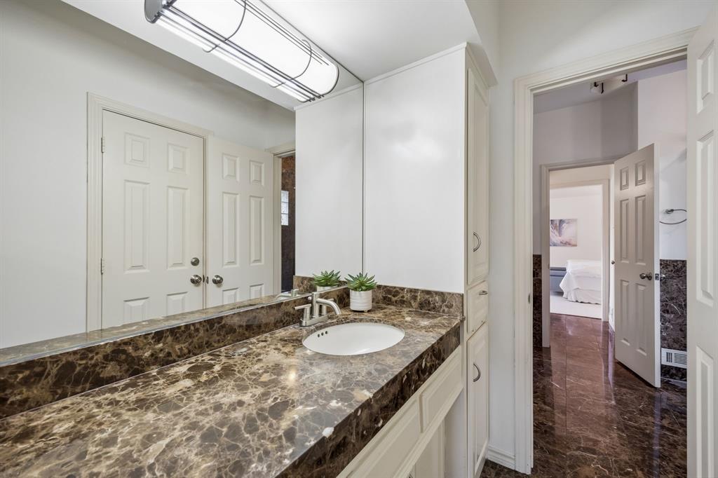 Lake Highland Village - Residential