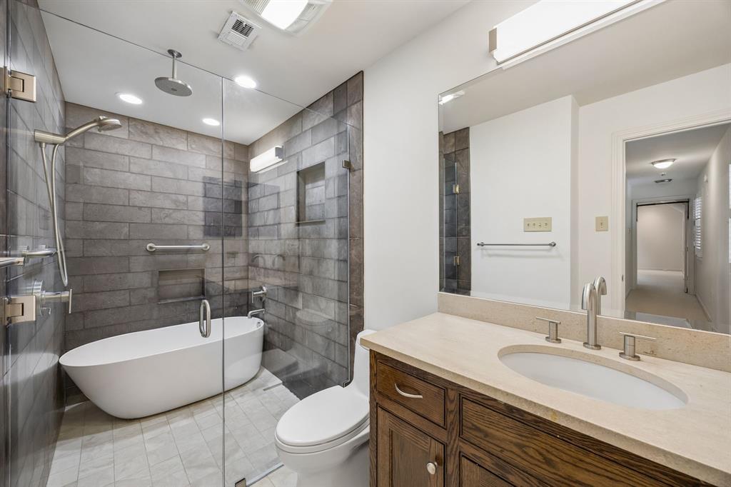 Lake Highland Village - Residential