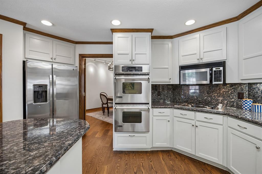 Lake Highland Village - Residential