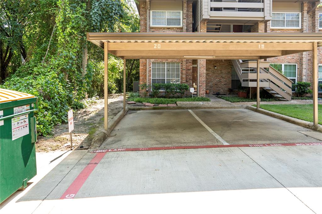 Woodlands 01 On Creek - Residential
