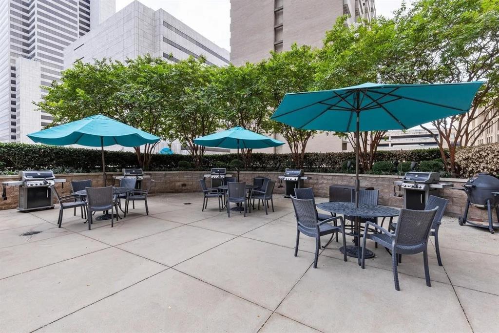 Metropolitan 1200 Main St Condo - Residential