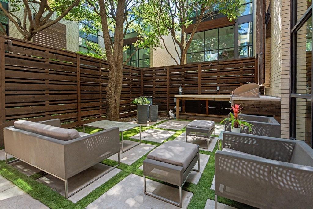 F P Wilsons North Dallas Add - Residential