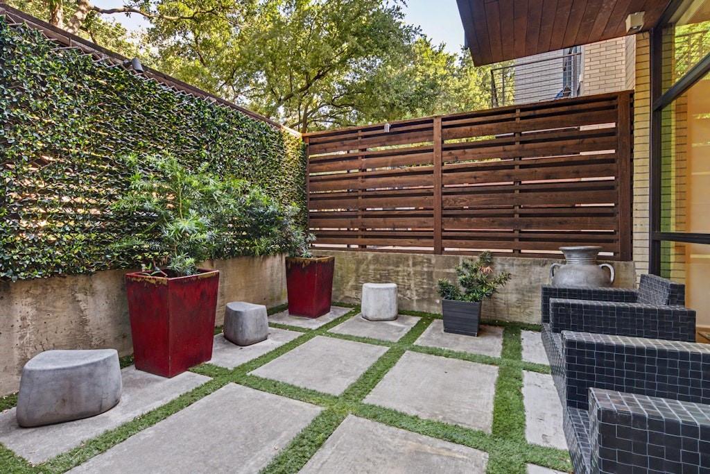 F P Wilsons North Dallas Add - Residential