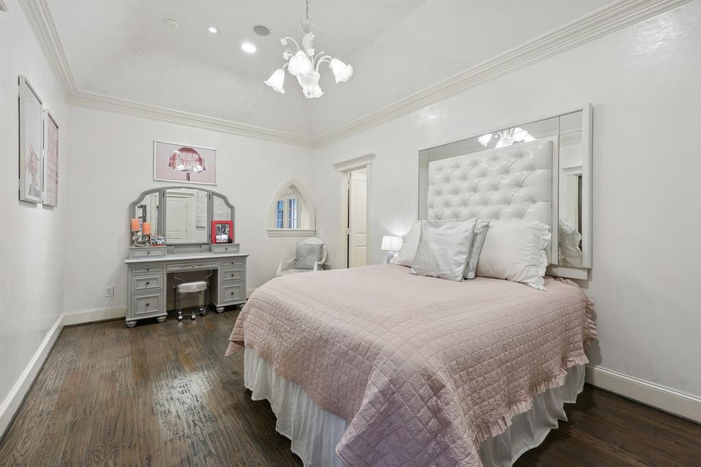 Woodland Hills - Residential